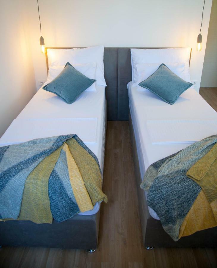 Soukki Town Centre Suites 1 سبليت المظهر الخارجي الصورة