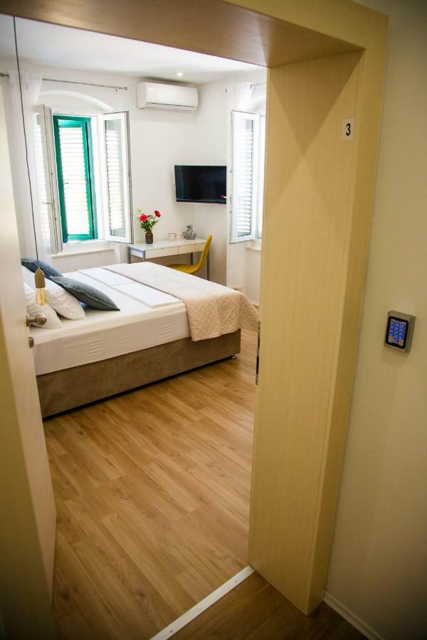 Soukki Town Centre Suites 1 سبليت المظهر الخارجي الصورة