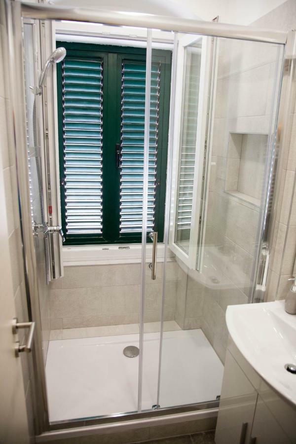 Soukki Town Centre Suites 1 سبليت المظهر الخارجي الصورة